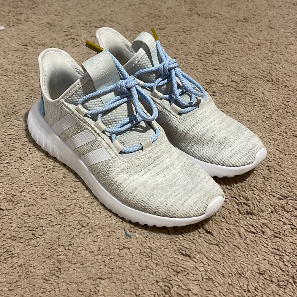 Adidas cloud foam comfort